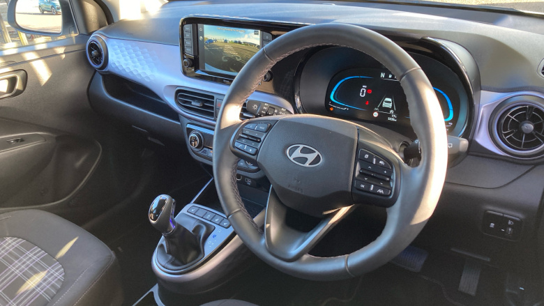 Hyundai i10 1.0 [63] Premium 5dr Auto [Nav] Petrol Hatchback